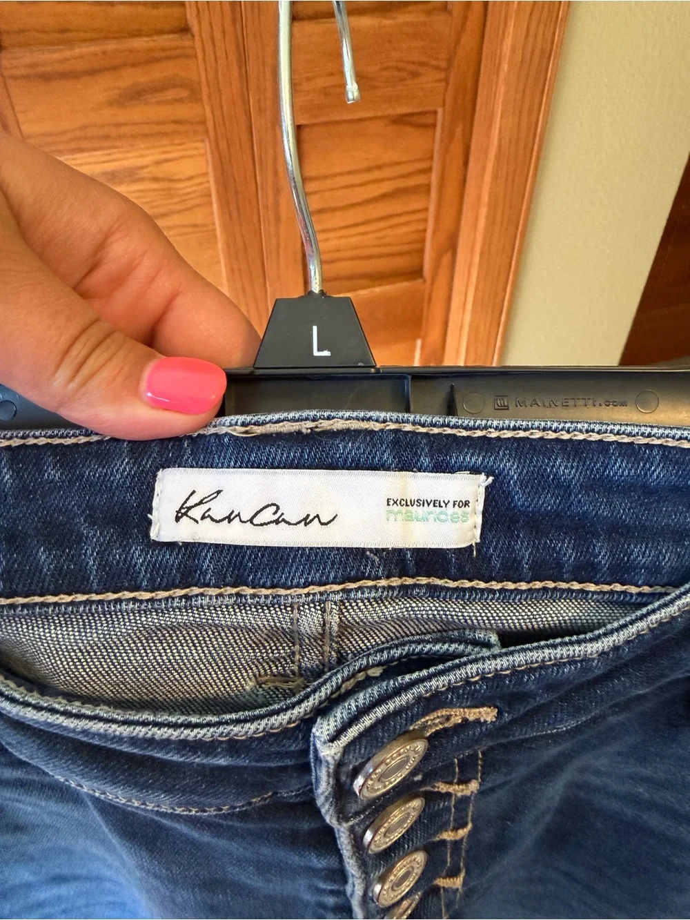 KanCan Women's Dark Blue Distressed Skinny Jeans with Button-Fly size 31